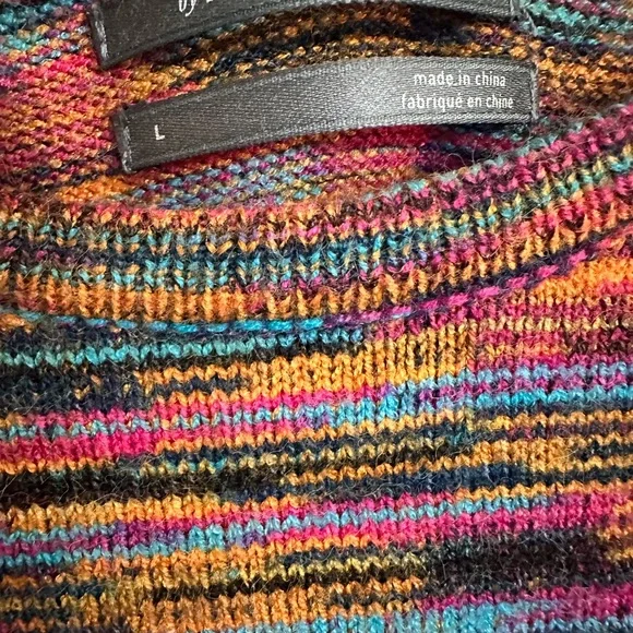 Multicolor Ruffle Sleeve Top - Picture 3 of 3